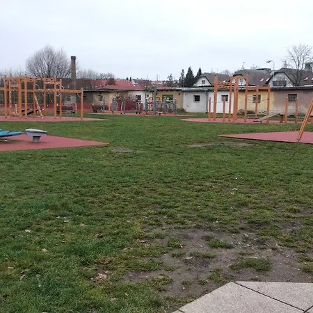 Apartmán v dřevěném domě Apartamento